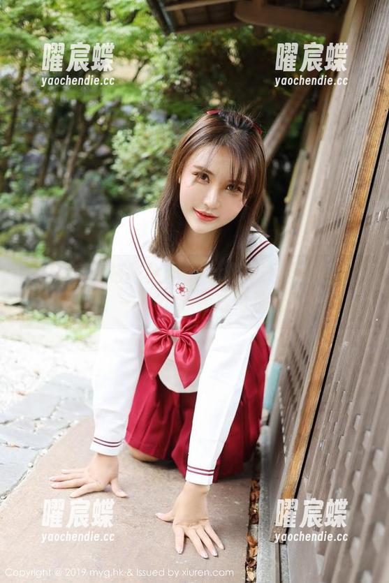 美媛馆 - 将陈怡曼coco的黑色写真全放上网盘，一不小心变成电池充电器？