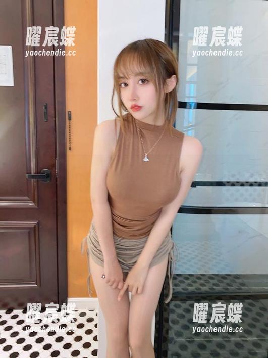 过期米线线喵 一窥过期米线线喵的美图合集:风格切换得像吃米线时的调味料