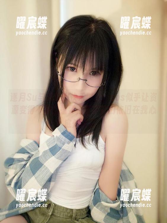 逐月Su与海边的快乐时光：cos似乎让资源变得不那么重要，其实它们依旧在我心底处游荡。