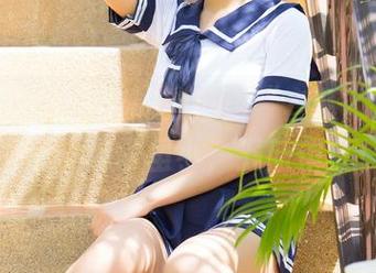 青豆客 – 杨上萱的典范：“套装”写真的图包，麻雀虽小，五脏俱全！